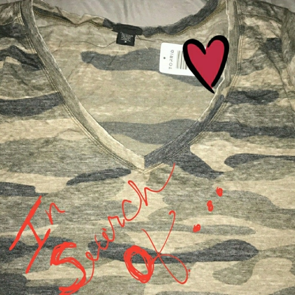 I.S.O....TORRID CAMO TSHIRT SIZE 3